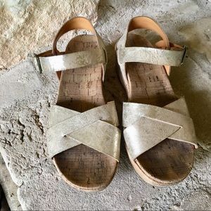 Kork-Ease Shoes - Kork-Ease matte Gold sandals Kork-Ease Shoes - Kork-Ease matte Gold sandals